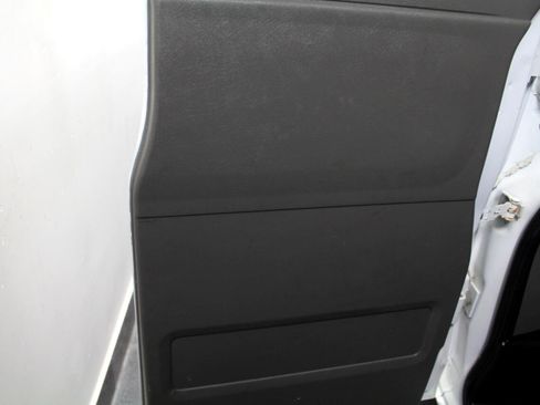 Used 2020 GMC Savana 3500 LT w/ LT Preferred Equipment Group image 26