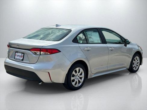 Certified 2026 Toyota Corolla LE FWD image 5
