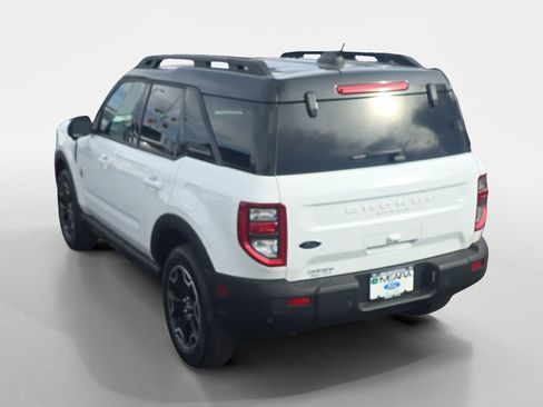 Used 2025 Ford Bronco Sport Outer Banks w/ Outer Banks Tech Package+ image 24