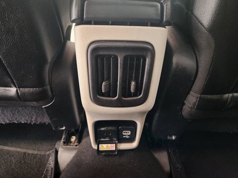 Used 2020 Jeep Compass Limited FWD image 30