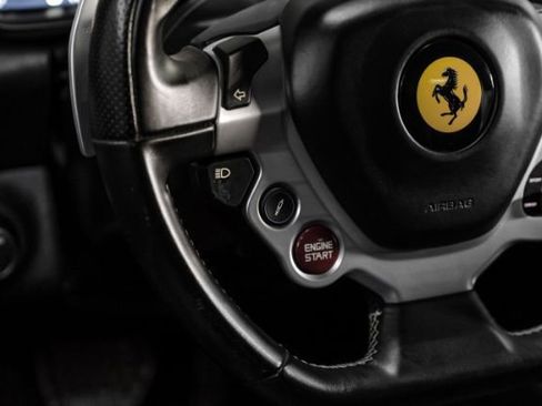 Used 2015 Ferrari California T image 22