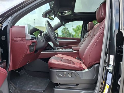 New 2026 Cadillac Escalade Sport w/ Touring Package AWD/4WD image 16