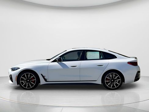 New 2027 BMW M440i w/ Premium Package RWD image 8