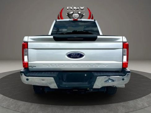 Used 2019 Ford F250 XLT w/ XLT Value Package AWD/4WD image 6