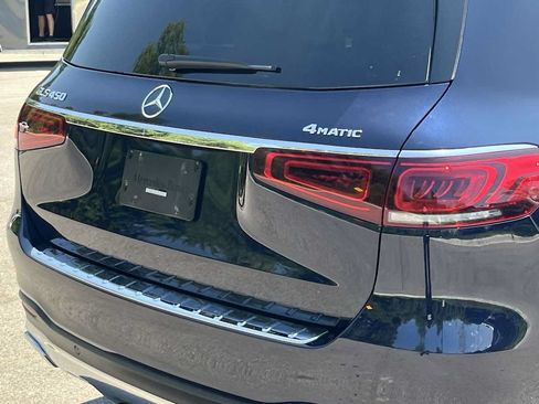 Used 2022 Mercedes-Benz GLS 450 4MATIC image 17