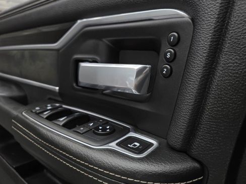 Used 2019 RAM 2500 Laramie AWD/4WD image 33