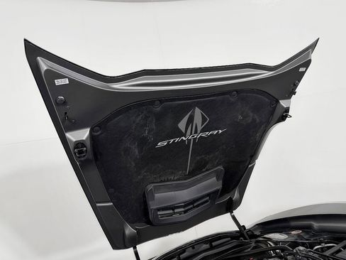Used 2016 Chevrolet Corvette Stingray Coupe RWD image 25