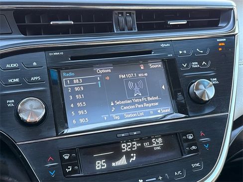 Used 2016 Toyota Avalon XLE Premium image 20