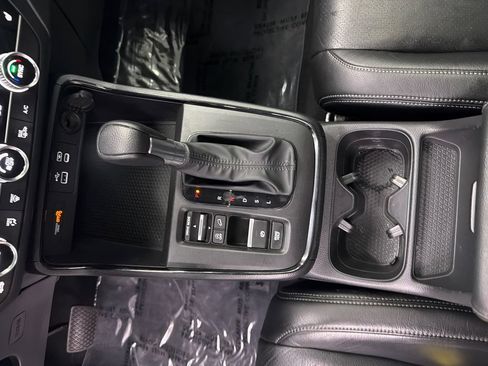 Used 2023 Honda CR-V EX image 25