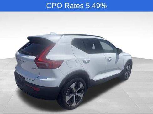 Certified 2023 Volvo XC40 B5 Plus w/ Driver Assist Package AWD/4WD image 11