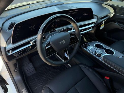 New 2026 Cadillac Lyriq Luxury w/ LPO, Floor Liner Package image 3