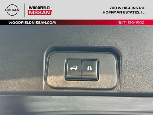 Certified 2023 Nissan Rogue SL w/ SL Premium Package AWD/4WD image 18