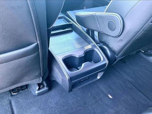 Used 2025 Honda Odyssey Touring image 23