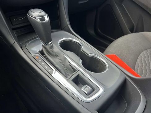 Used 2019 Chevrolet Equinox LT image 27