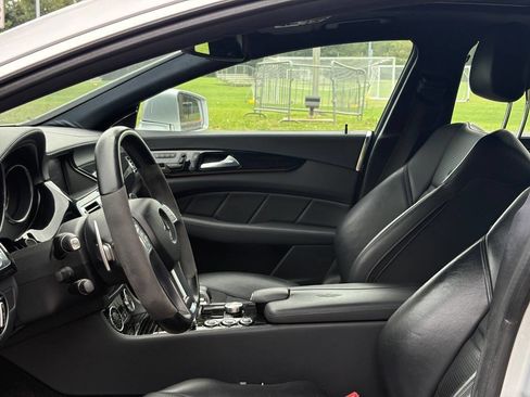 Used 2013 Mercedes-Benz CLS 63 AMG image 19