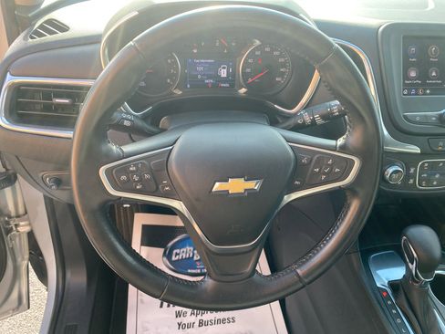 Used 2022 Chevrolet Equinox LT image 17
