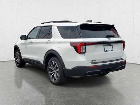 New 2026 Ford Explorer ST-Line AWD/4WD image 5