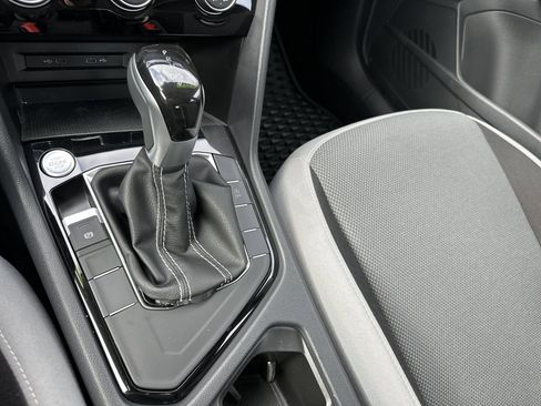 Used 2024 Volkswagen Taos S image 20