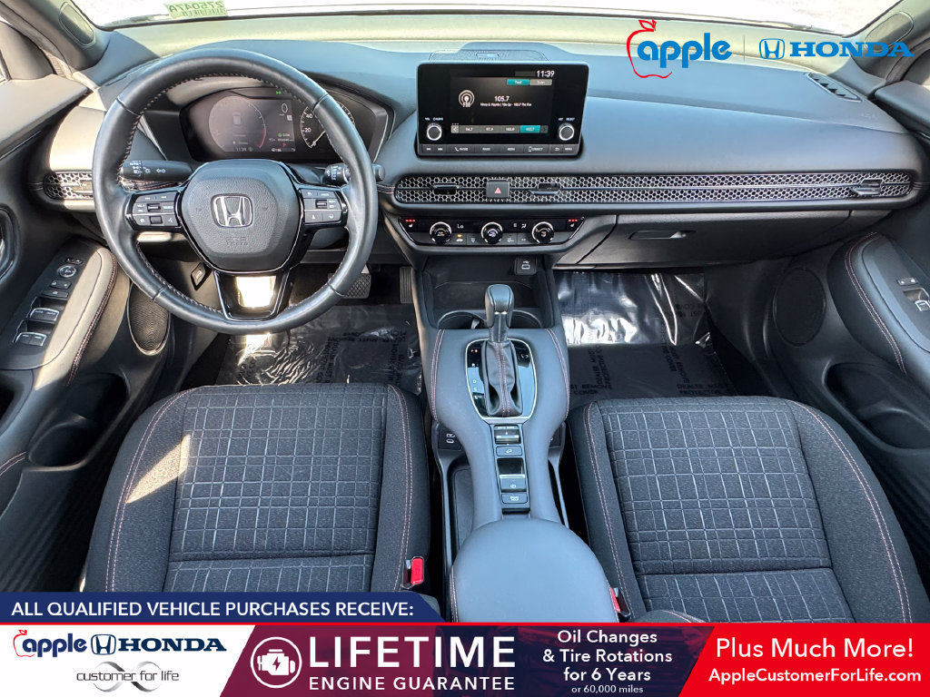 Used 2025 Honda HR-V Sport image 16