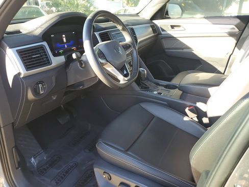 Used 2019 Volkswagen Atlas SEL image 19