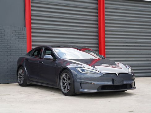 Used 2023 Tesla Model S AWD/4WD image 5