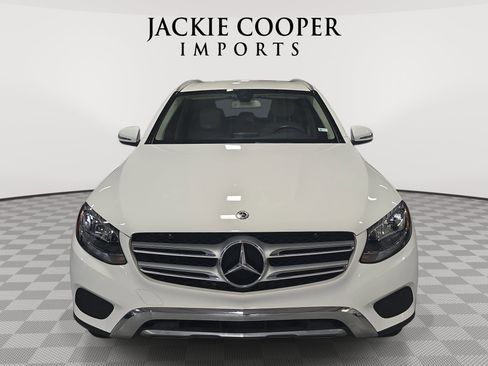 Used 2019 Mercedes-Benz GLC 300 image 2