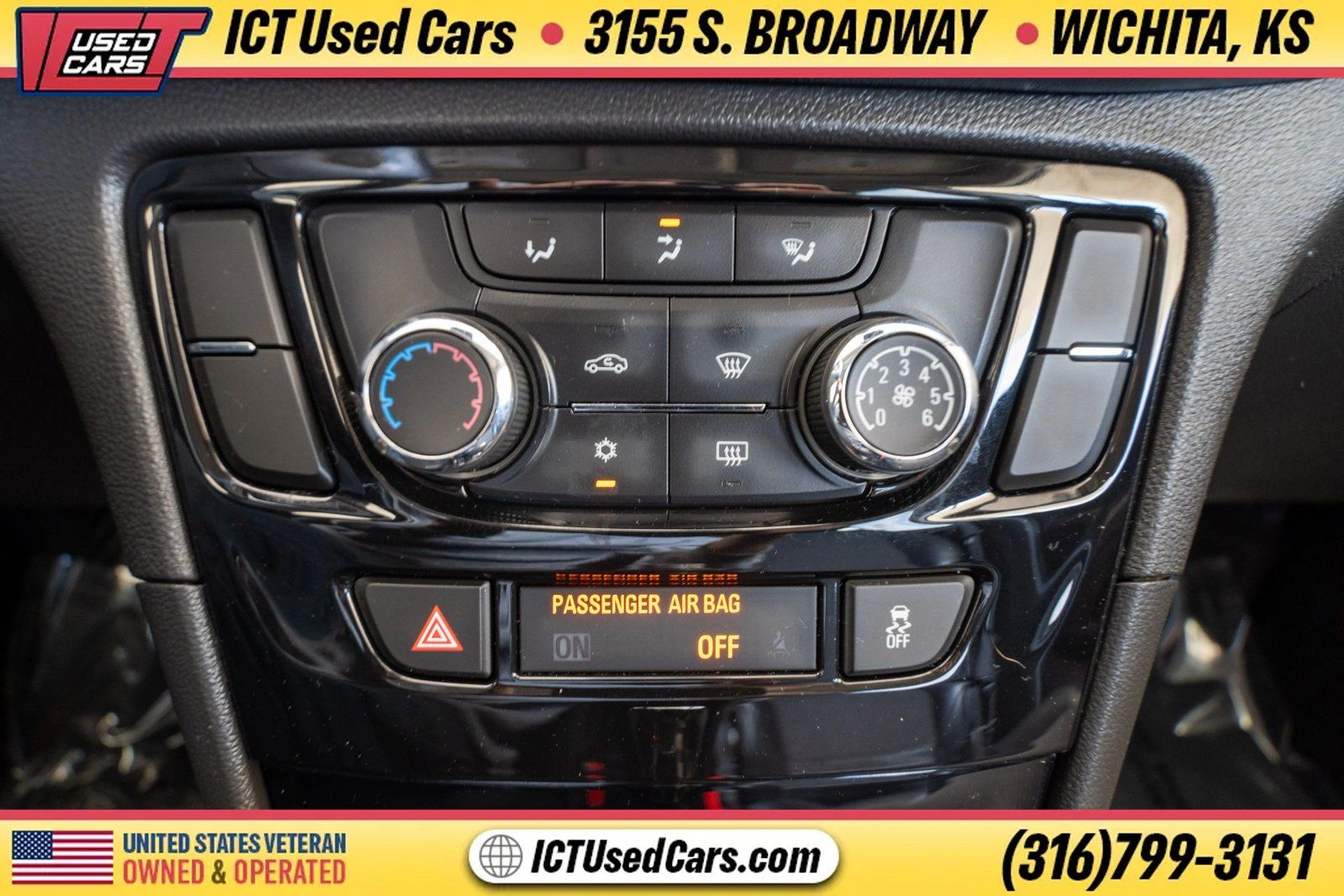 Used 2019 Buick Encore Sport Touring w/ Safety Package AWD/4WD image 18
