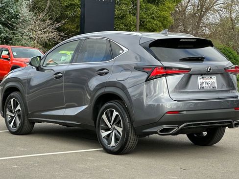 Used 2018 Lexus NX 300 FWD w/ Premium Package image 6