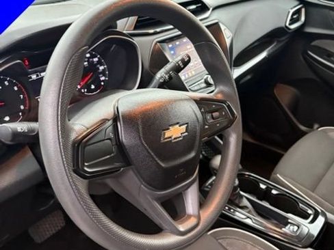 Used 2021 Chevrolet TrailBlazer LS AWD/4WD image 18