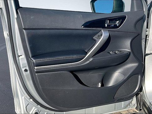 Used 2024 Mitsubishi Eclipse Cross SE image 23