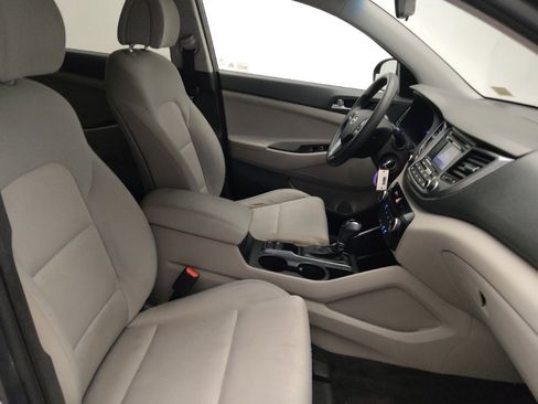 Used 2018 Hyundai Tucson SE AWD/4WD image 21