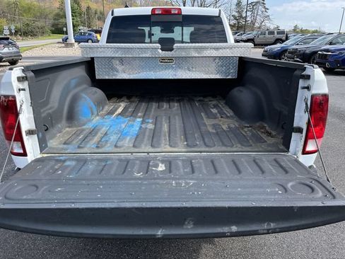 Used 2019 RAM 1500 Classic SLT AWD/4WD image 21