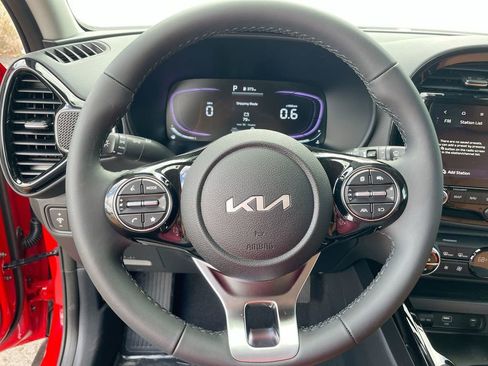 New 2025 Kia Soul EX image 41