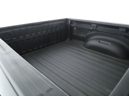 Used 2023 RAM 1500 Laramie AWD/4WD image 19