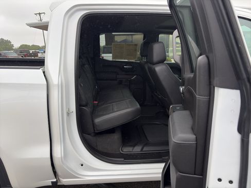 Used 2022 GMC Sierra 1500 Denali w/ Denali Premium Package AWD/4WD image 17