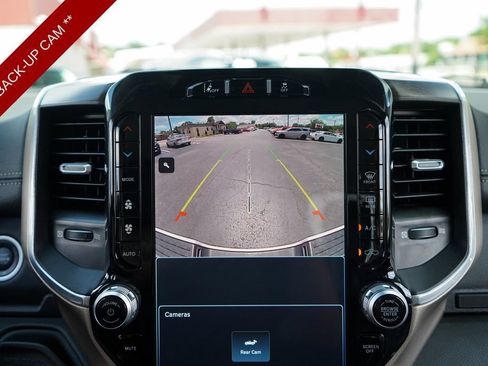 Used 2024 RAM 2500 Laramie w/ Safety Group AWD/4WD image 10