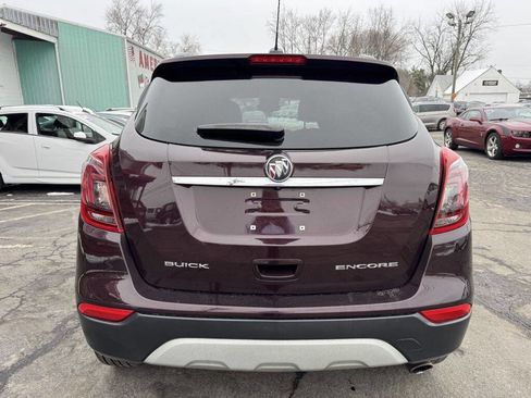 Used 2018 Buick Encore Preferred image 4