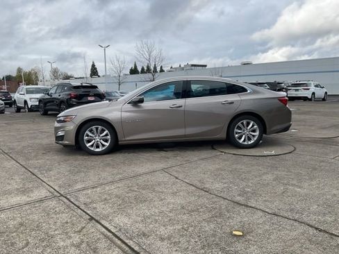 Used 2023 Chevrolet Malibu LT image 4