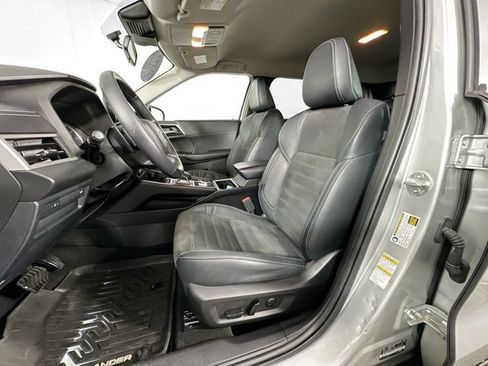 Used 2022 Mitsubishi Outlander SE AWD/4WD image 19