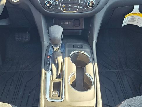 Certified 2024 Chevrolet Equinox LT w/ LPO, Floor Liner Package FWD image 14