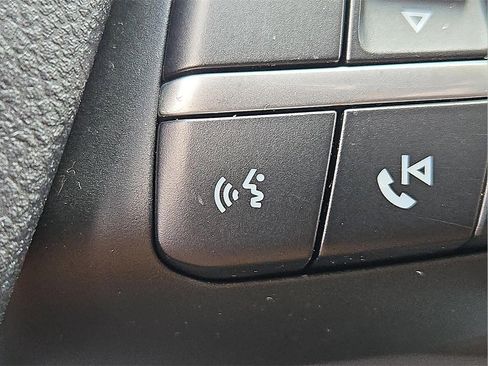 Used 2022 Ford Escape SE image 26