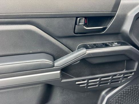 Certified 2025 Toyota Tacoma SR5 image 12