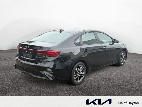 Used 2024 Kia Forte LXS w/ LXS Technology Package image 5