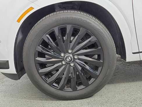 Used 2025 Hyundai Palisade Calligraphy image 8