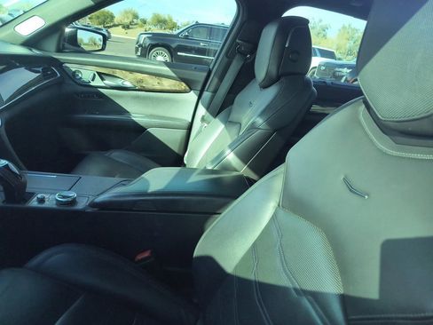 Used 2020 Cadillac CT6 Premium Luxury image 4