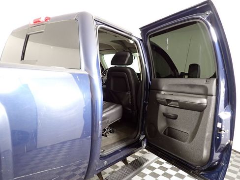 Used 2008 Chevrolet Silverado 3500 LT AWD/4WD image 31