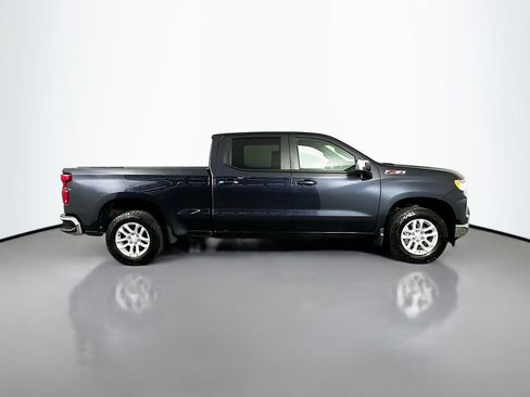 Used 2022 Chevrolet Silverado 1500 LT w/ Z71 Off-Road Package AWD/4WD image 9