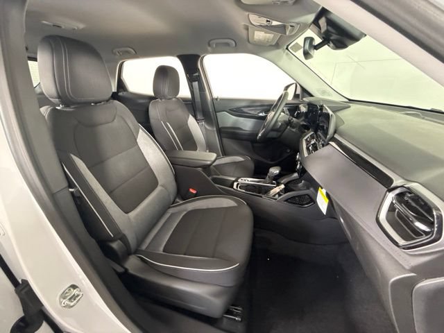 New 2026 Chevrolet TrailBlazer LT w/ Convenience Package FWD image 34