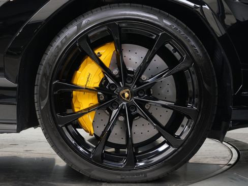 Used 2023 Lamborghini Urus S AWD/4WD image 38