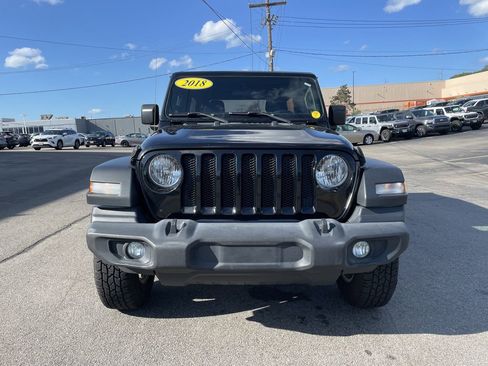 Used 2018 Jeep Wrangler Unlimited Sport S AWD/4WD image 5